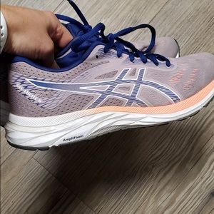 Like new Asics